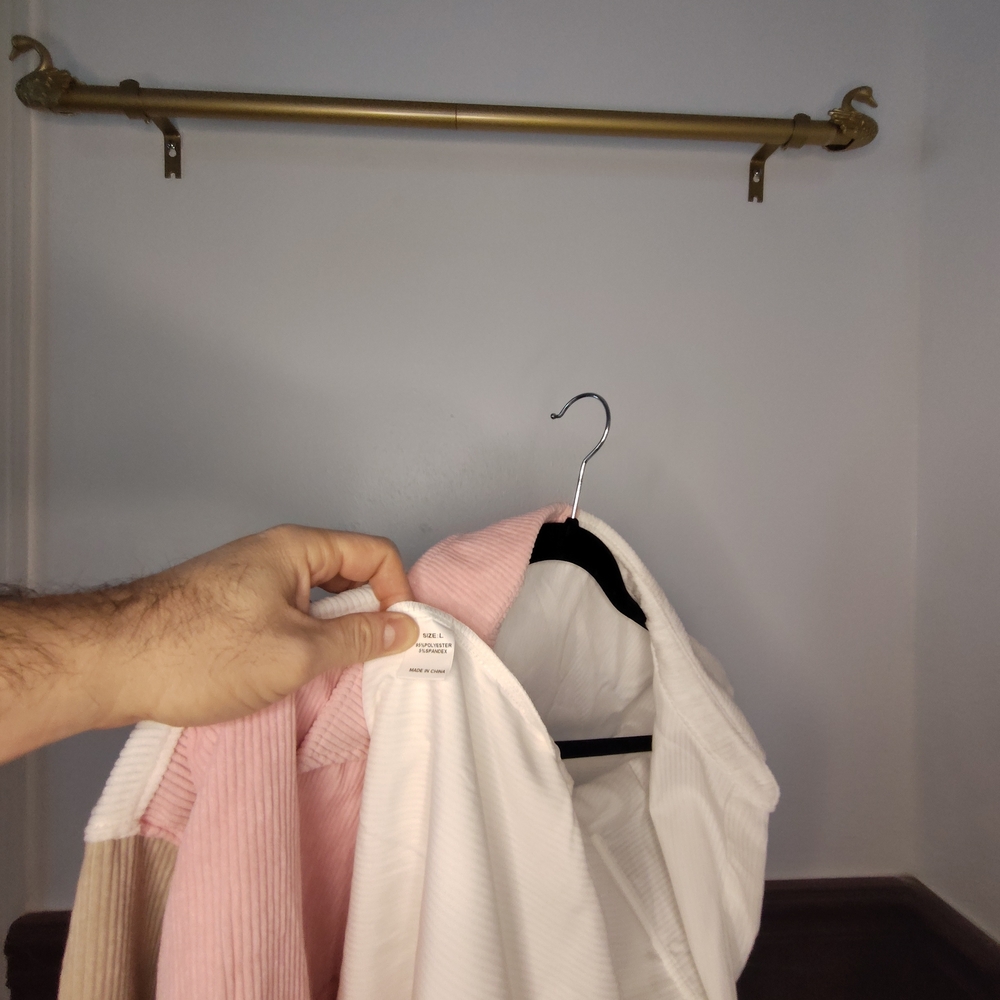 Colorblock Button-Up Shirt - Picture 3 of 3